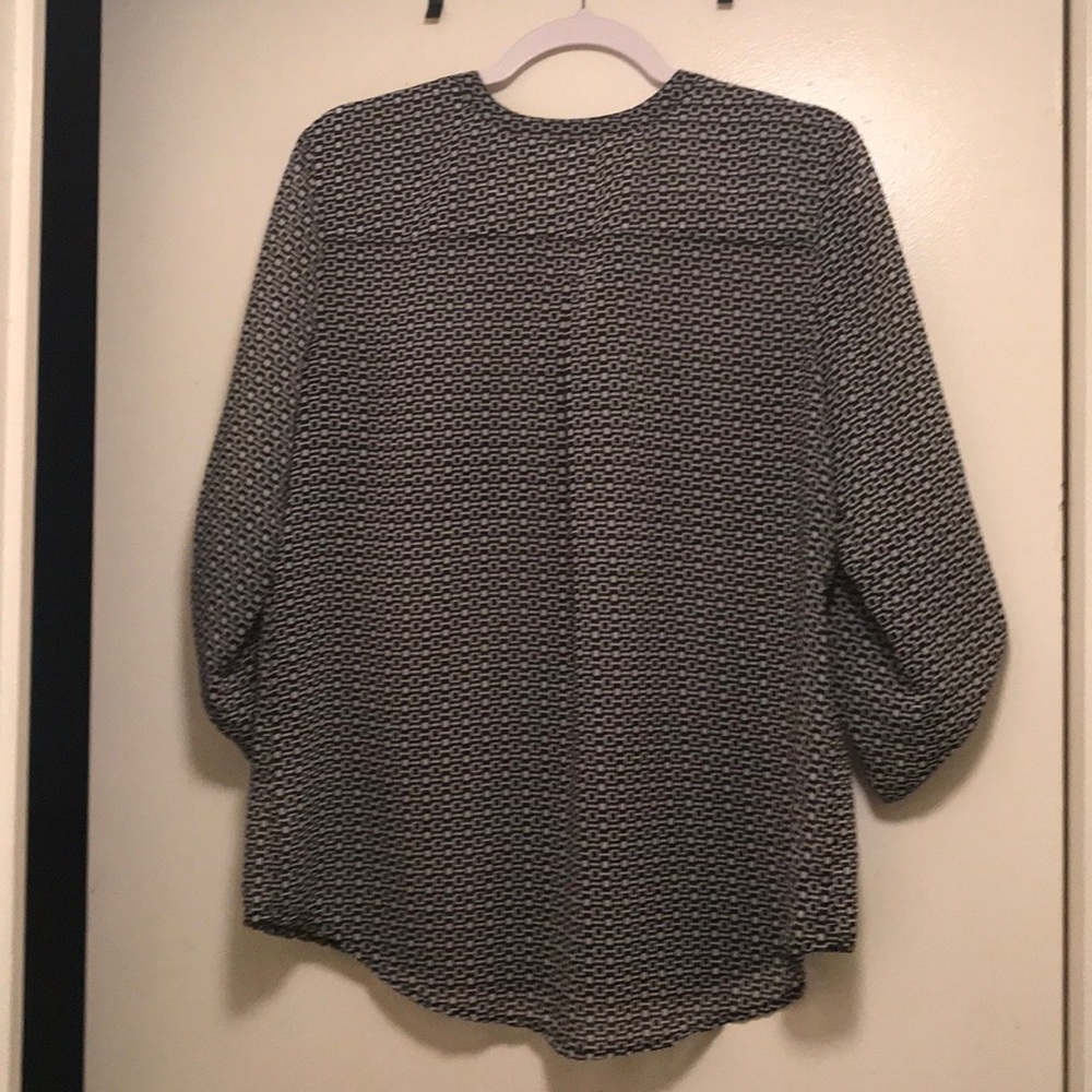 Blouse - Picture 2 of 2